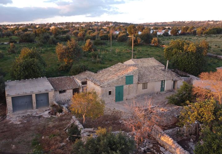 Landejendom i Scicli, Ragusa, Scicli - € 250.000 | Ref: V003016 - foto 1